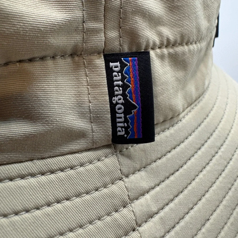 Patagonia Wavefarer Small Bucket Hat Tan Khaki Nylon Sun Hiking Fishing Hat